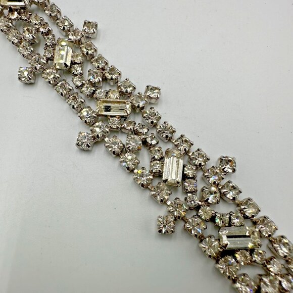 Vintage Rhinestone Bracelet Silver Tone Sparkling Crystal Statement Wide 7 Inch - Picture 4 of 11